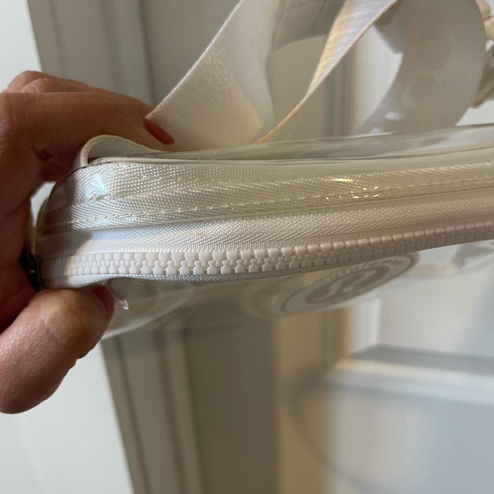 Lululemon Clear/White Stadium Belt Bag - Picture 2 of 2